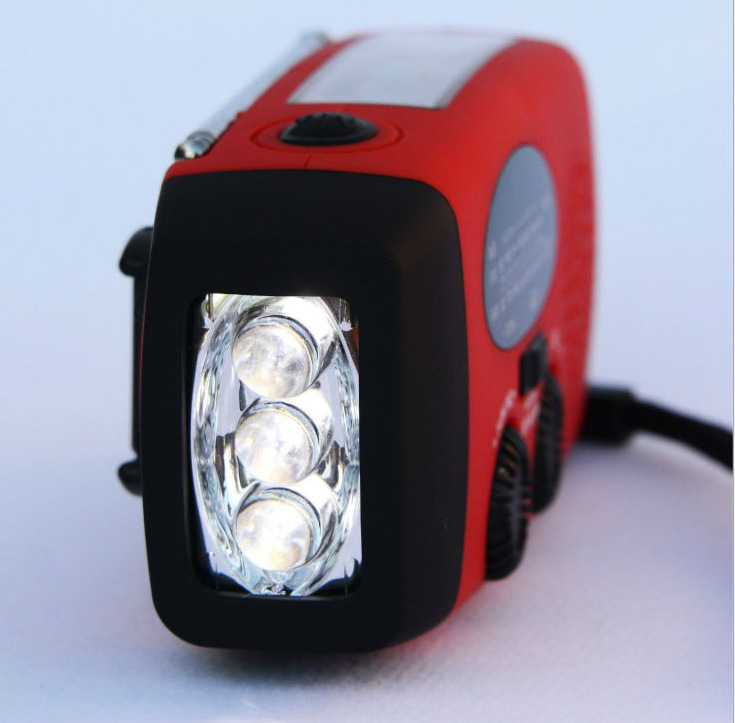 Solar Hand Crank USB Charging Radio Flashlight CoreWell